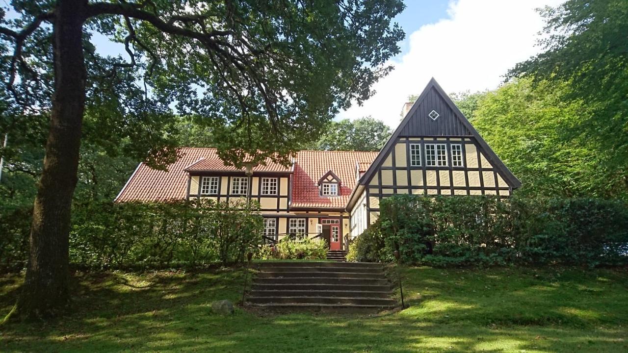 Hotel Egeskoven 2*
